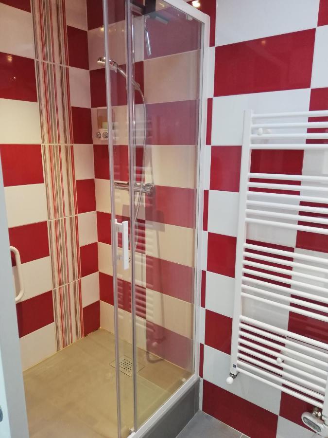 Appartement De Plain Pied Dans La Verdure Yerres 外观 照片